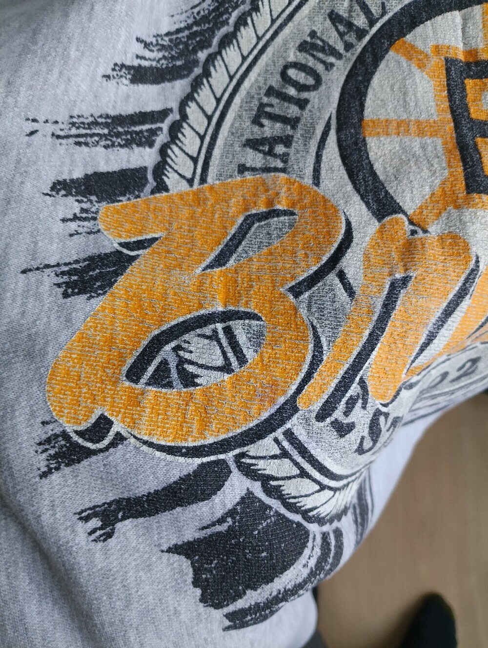 VTG 1991 Boston Bruins NHL Trench Crewneck Sweatshirt XL Distressed Grey - Picture 11 of 11